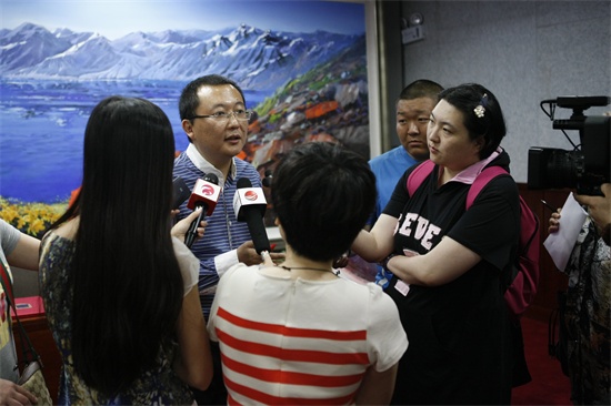 完美世界CDO 祖龙娱乐科技有限公司CEO李青接受媒体采访.jpg